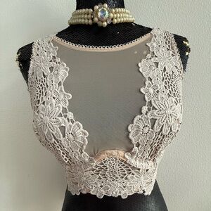 Victoria's Secret Dream Angels Lace Bralette in Light Pink Mesh & Beige Lace 32D